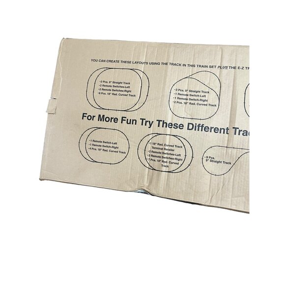 Bachmann E-Z Track System HO Scale Thunderbolt Electric Train Set 156 Pieces - Picture 2 of 10